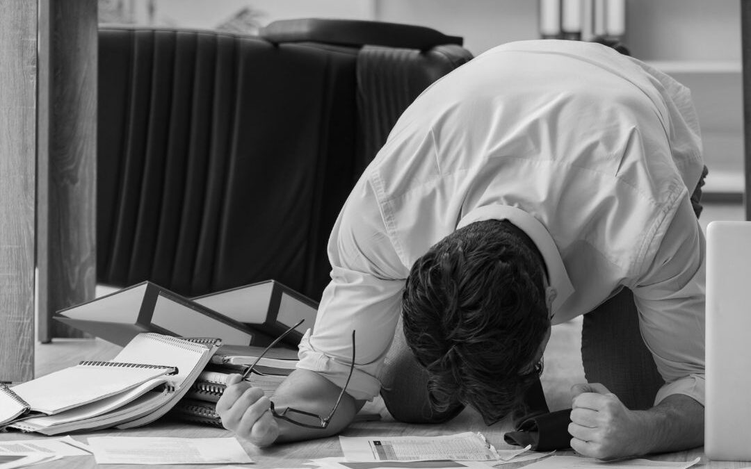Restrukturyzacja czy upadłość? Jak wybrać najlepszą strategię dla firmy?