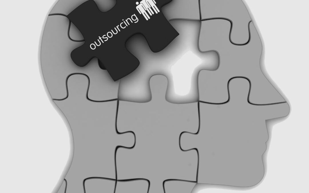 Outsourcing prawa pracy – czy się opłaca?